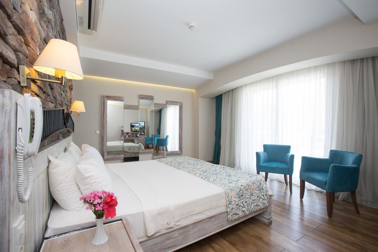 Dedeminn Marina Hotel Гьочек Екстериор снимка