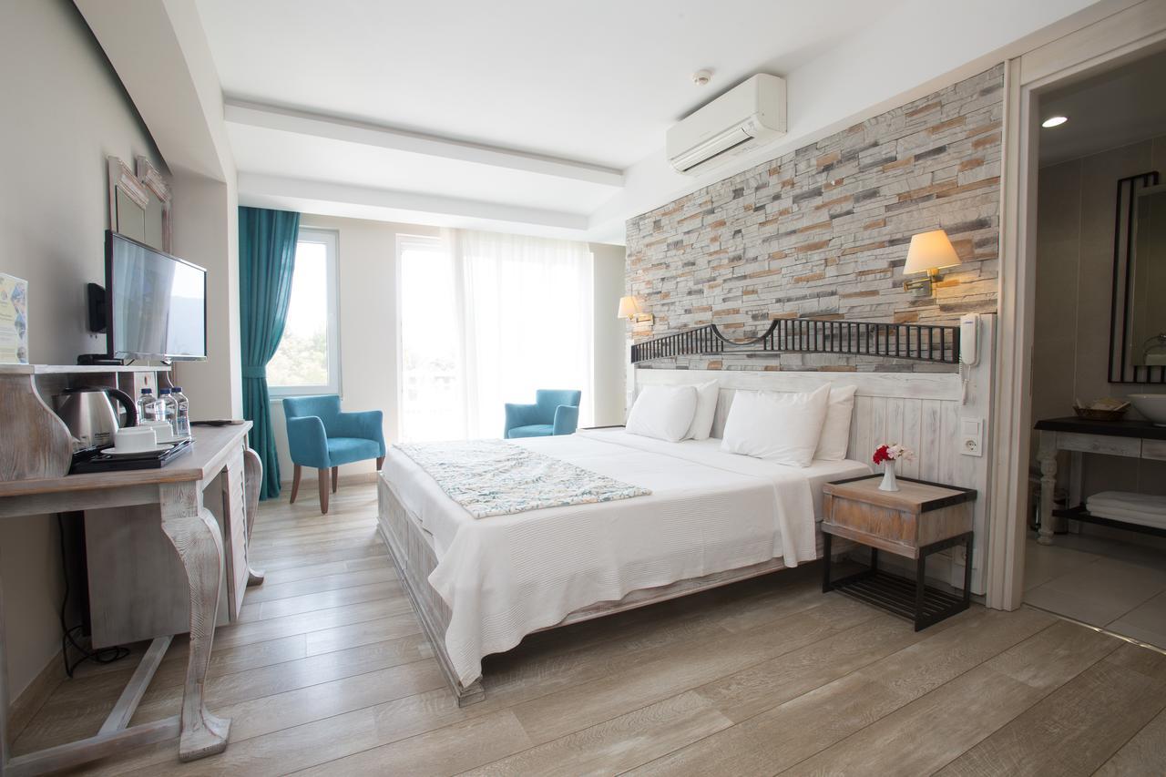 Dedeminn Marina Hotel Гьочек Екстериор снимка